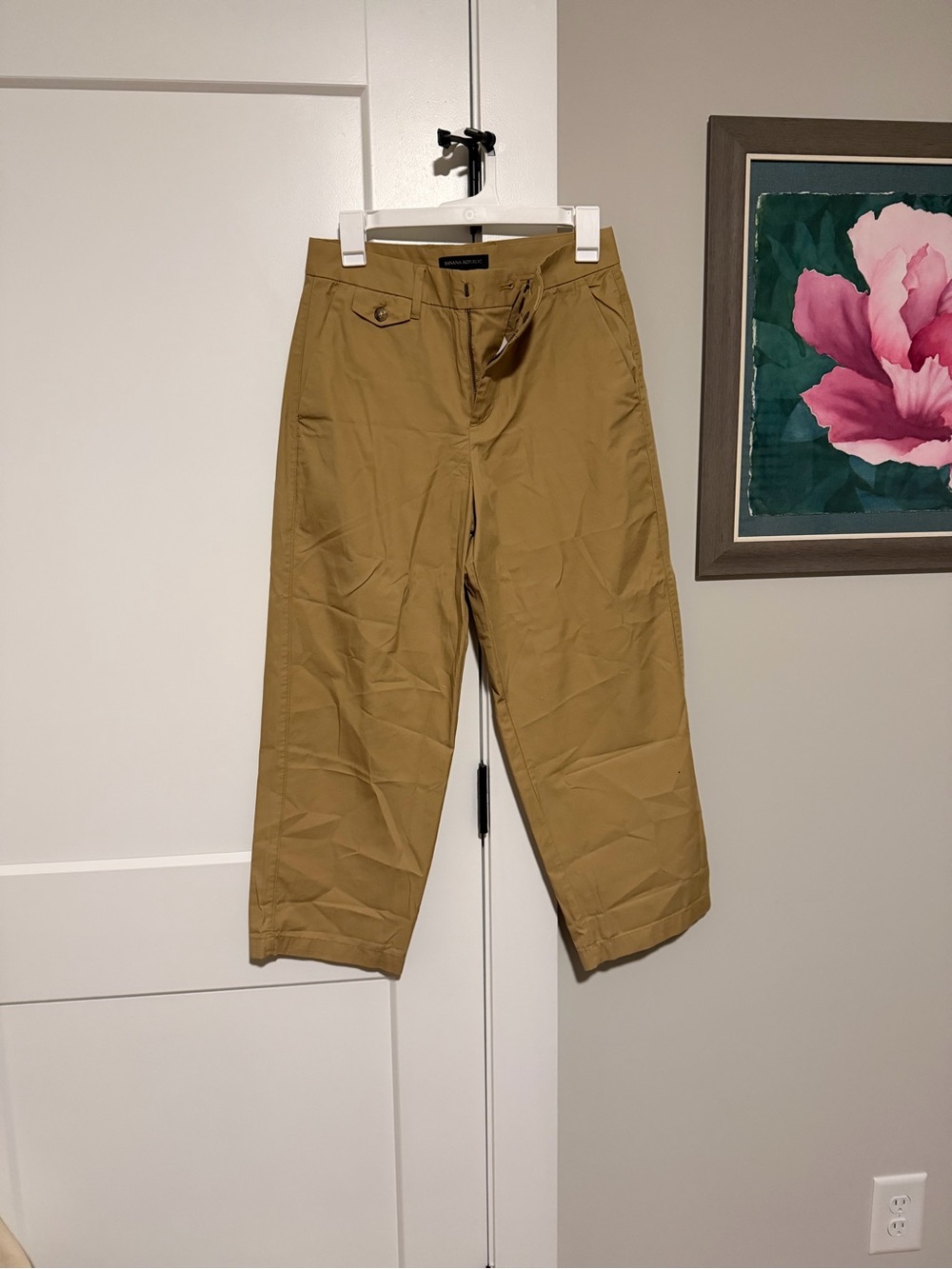 BANANA REPUBLIC KHAKI COLOR CROP WIDE LEG PANTS